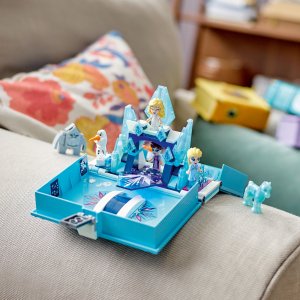 LEGO Disney Książka z przygodami Elsy i Nokka (43189) 4
