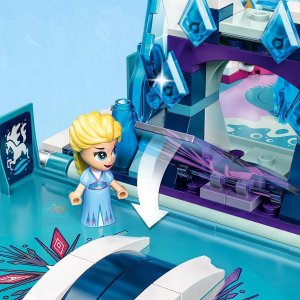 LEGO Disney Książka z przygodami Elsy i Nokka (43189) 7