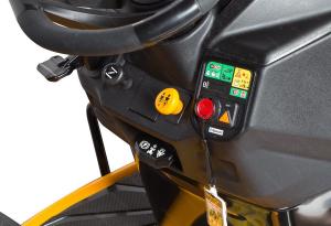 Traktor ogrodowy Cub Cadet XT2 QR106 5