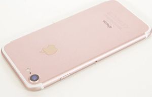 Smartfon poleasingowy Apple iPhone 7 2/32GB Różowe złoto 2