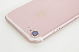 Smartfon poleasingowy Apple iPhone 7 2/32GB Różowe złoto 7