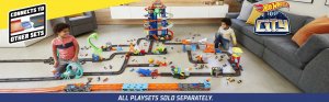 Hot Wheels City Wyścigowy transporter 2w1 (GVG37) 9