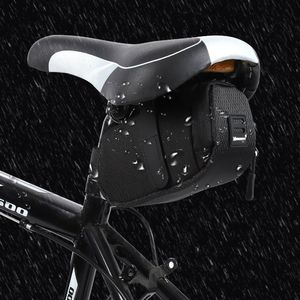 Wozinsky torba rowerowa pod siodełko 0,6 L czarny (WBB8BK black) 7
