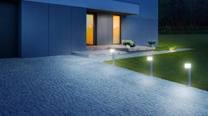 Steinel Oprawa ogrodowa 9,5W GL 80 LED iHF srebrna 3