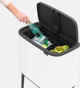 Kosz na śmieci Brabantia bezdotykowy biały (31 35 47) 4