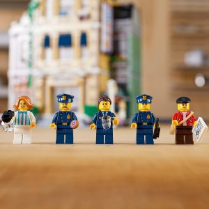 LEGO Creator Expert Posterunek policji (10278) 6