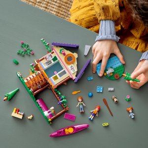 LEGO Friends Leśny domek (41679) 3