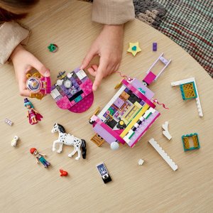 LEGO Friends Magiczny wóz (41688) 3
