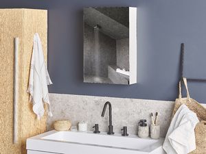 Shumee Szafka łazienkowa wisząca z lustrem 40 x 60 cm biała PRIMAVERA 2