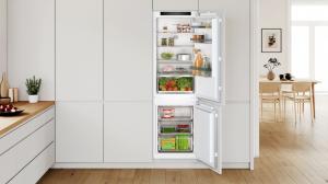 Lodówka Bosch KIN86VFE0 2