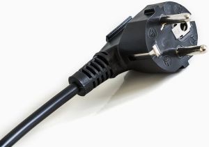 Listwa zasilająca Armac Multi M3 przeciwprzepięciowa 3 gniazda 1.5 m czarna (M3/15/CZ) 2