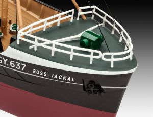 Revell Northsea Fishing Trawler (GXP-550535) 5