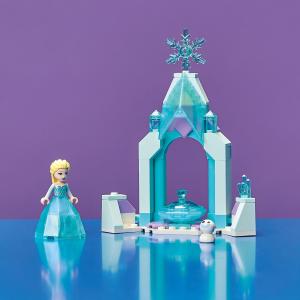 LEGO Disney Dziedziniec zamku Elzy (43199) 2