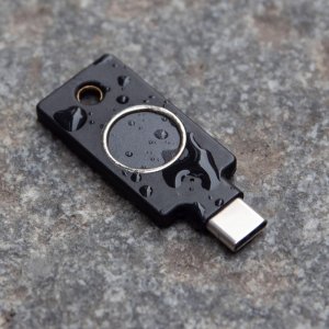 Yubico YubiKey C Bio* 4
