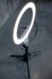Lampa pierścieniowa Newell RL-10A LED Arctic White + statyw 12