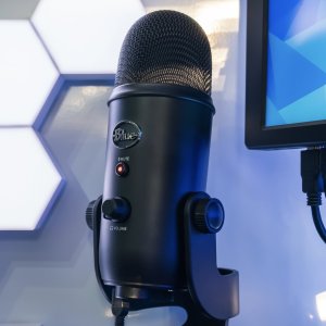Głośniki komputerowe Logitech Z533 (980-001054) + Yeti USB Blackout (988-000229) 11