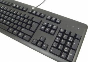 art. poleasingowy HP Klawiatura KU-1156 USB Biurowa Czarna QWERTY +Naklejki 3