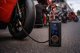 Kompresor samochodowy Farrot kompresor bezprzewodowy powerbank led 150psi pompka powietrza elektryczna Powerbank LED AUTO STOP 9