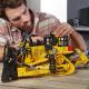 LEGO Technic Sterowany przez aplikację buldożer Cat D11 (42131) 4