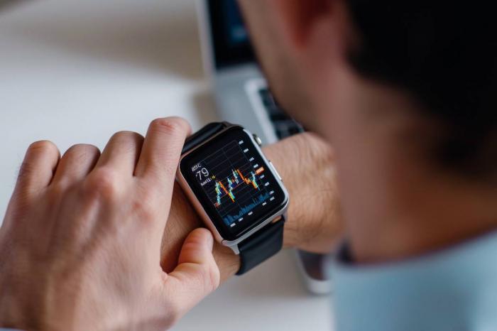 Jaki smartwatch bez telefonu – przegląd modeli w 2026 roku