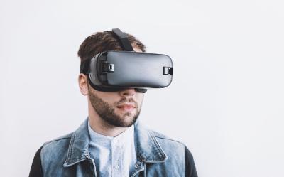 Jaki telefon do VR? Jak wybrać? Jaki najlepszy? Polecane modele Jaki telefon do VR? Jak wybrać? Jaki najlepszy? Polecane modele