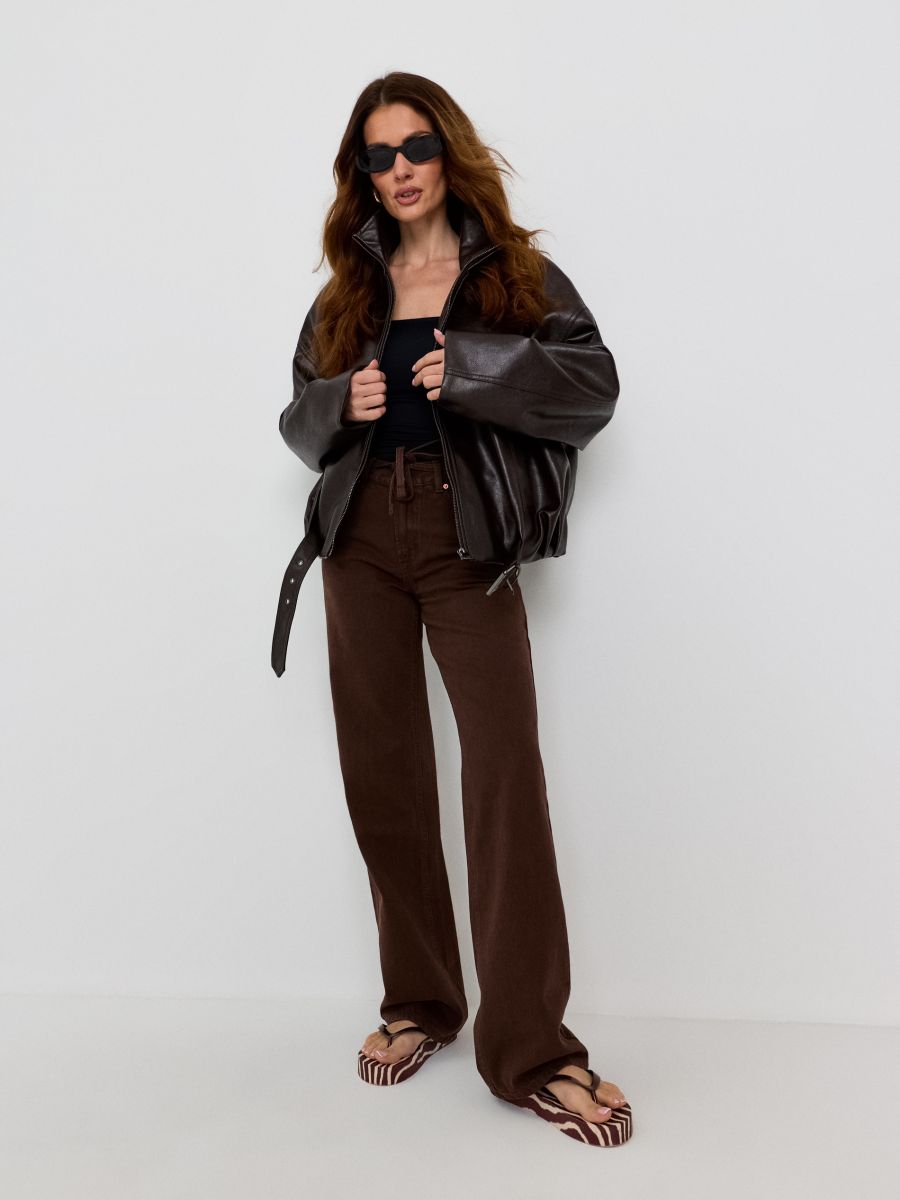 Jeansy straight wide leg z wysokim stanem Jeansy straight wide leg z wysokim stanem - brązowy - SINSAY
