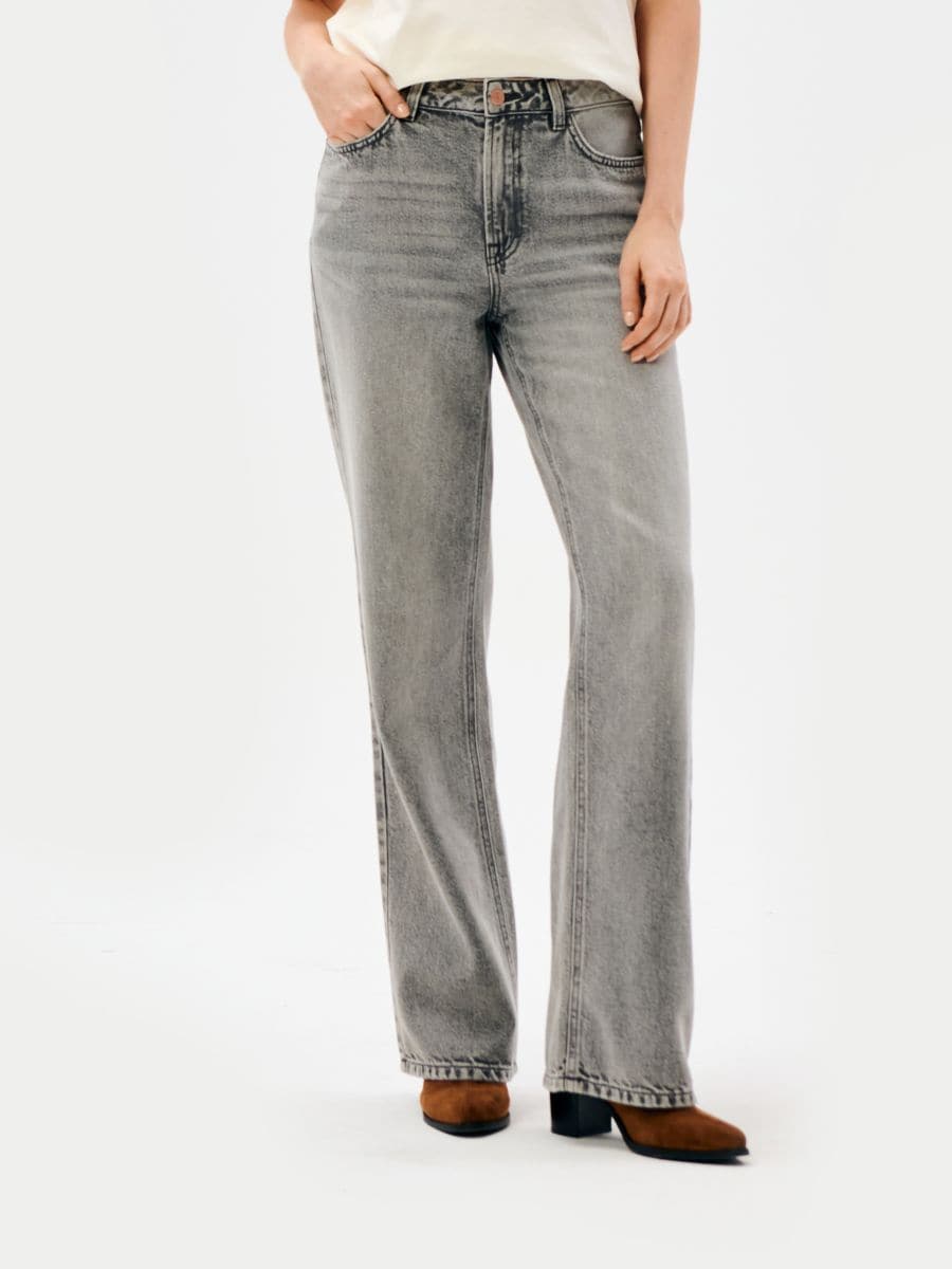 Jeansy wide leg high waist z efektem sprania Jeansy wide leg high waist z efektem sprania - szary - SINSAY