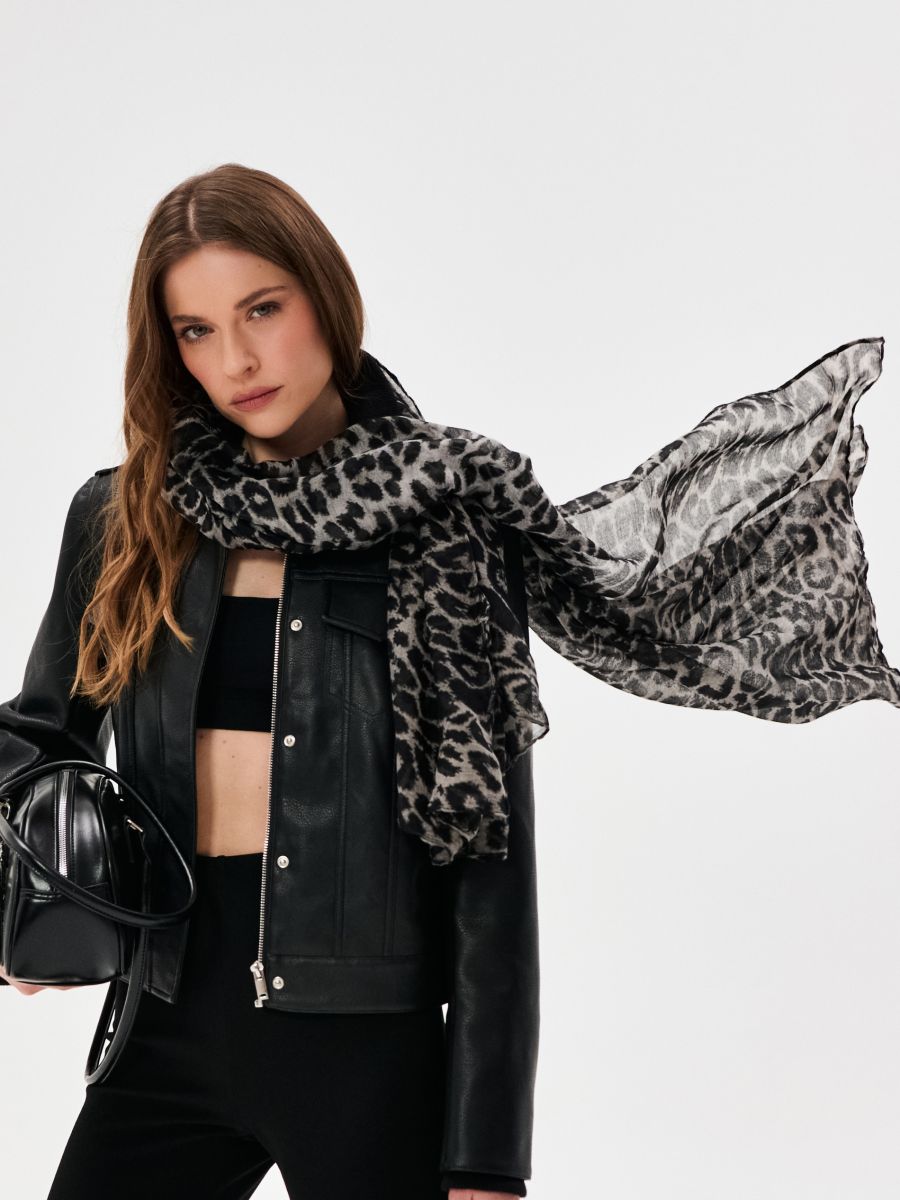 Eșarfă Cu Imprimeu Leopard Eșarfă Cu Imprimeu Leopard - multicolor - SINSAY