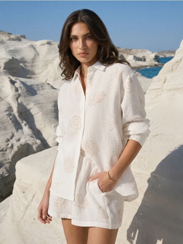 Musselinbluse mit maritimem Motiv
